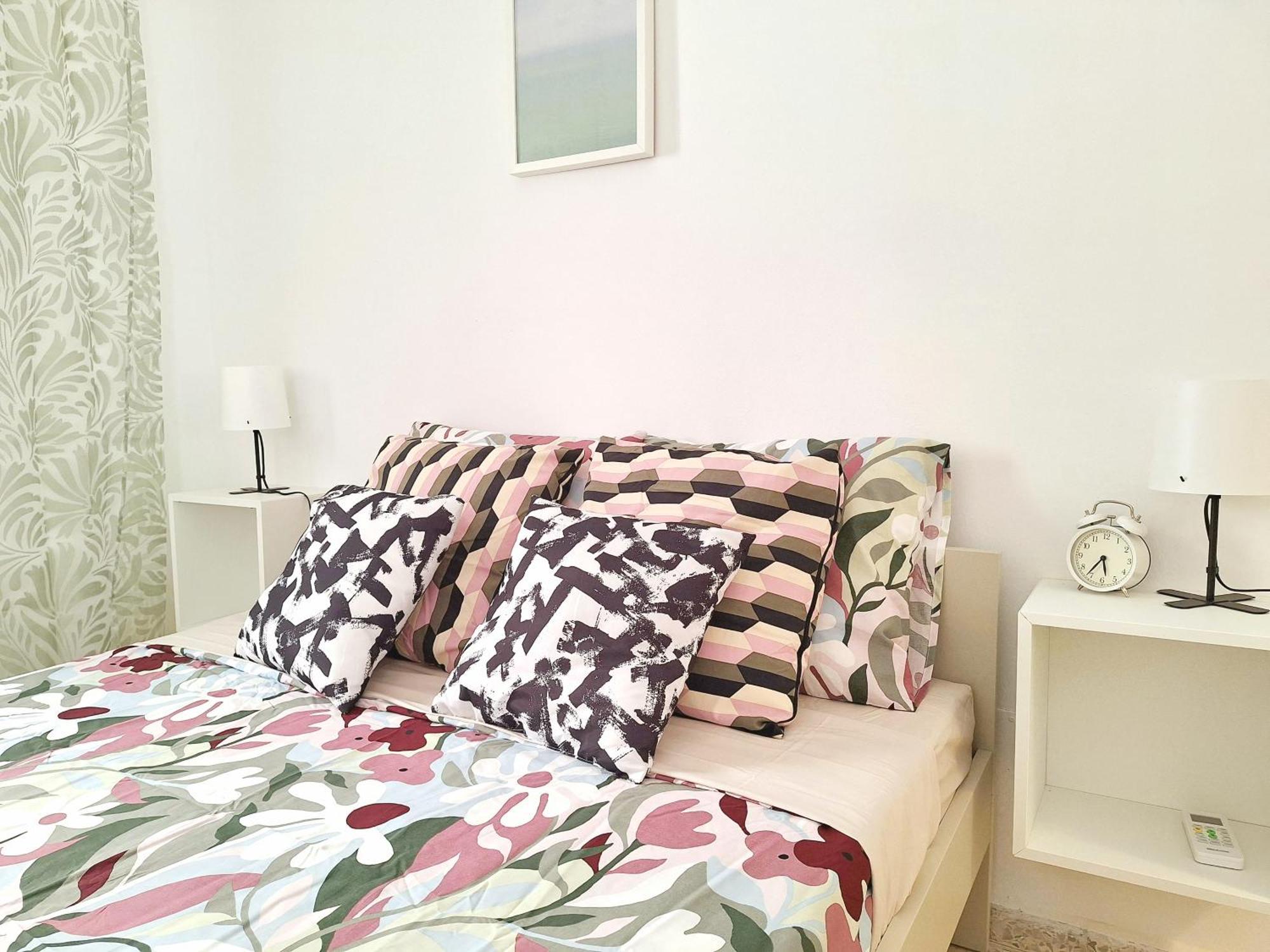 Sunny Malaga Centre Flats, 2 Options, With Balcony Or Terrace Apartment Exterior photo